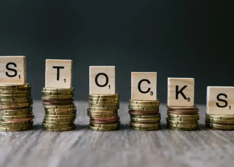 Understanding Alternative Investments in a Diversified Portfolio